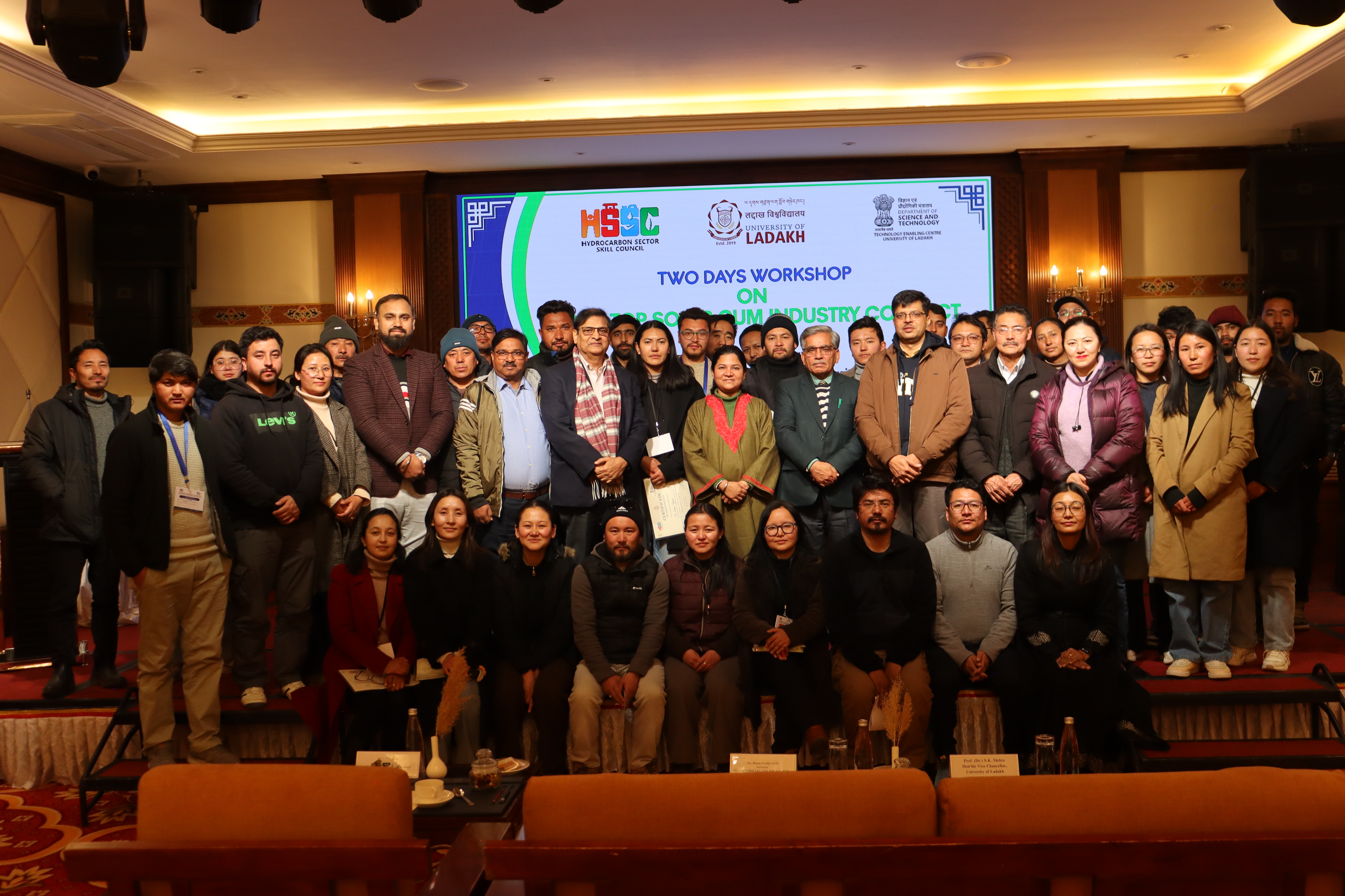 Solar Roof-top cum industry connection | two-day Workshop organized  by DST-TEC-UoL in collaboration with Hydrocarbon Skill Council HSSCimage